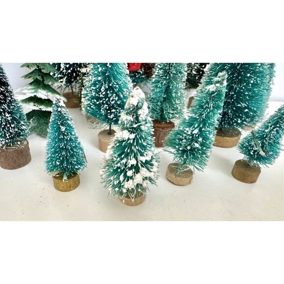 Lot 27 Vintage Bottle Brush Christmas Tree Flocked Wood Base Ornament Decor - Picture 3 of 11